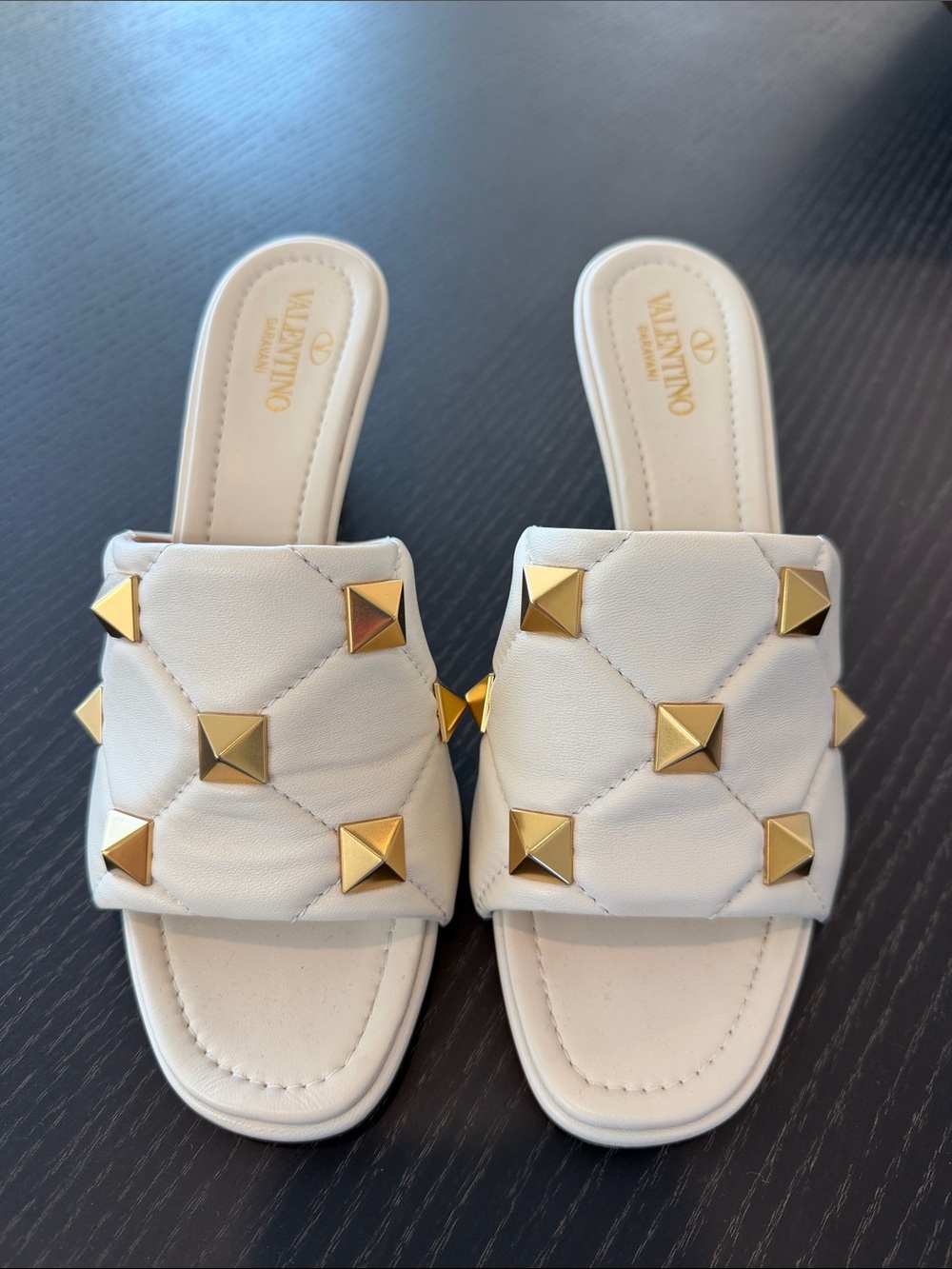 Valentino Garavani cream leather rockstud heels worn 2x